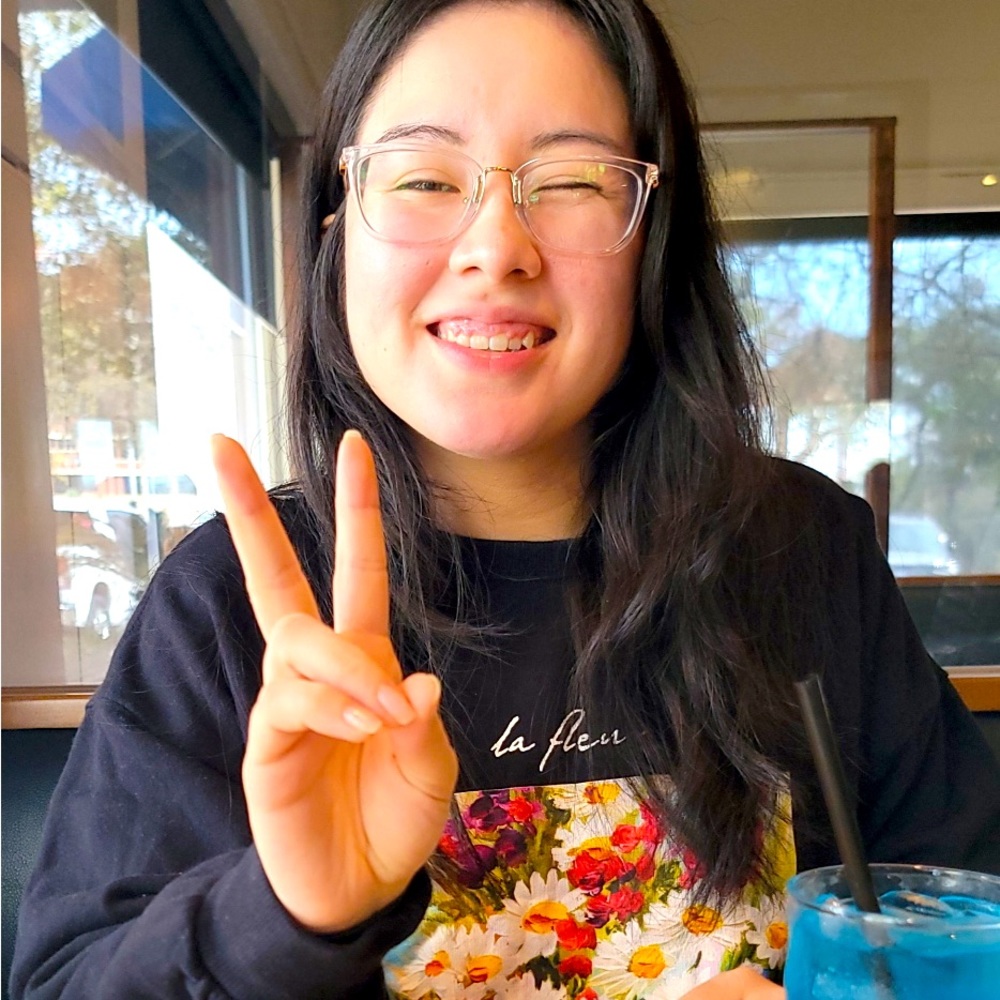 Meet your Posher, Aimee